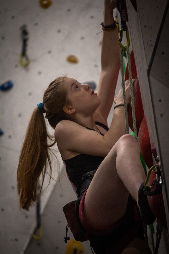 After a difficult ropes round, a determined Amelie powers her way to 16th in the Youth Climbing Series finals. An amazing achievement.
